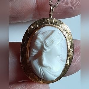 Antique 10k Cameo Necklace /Pin